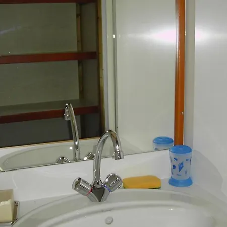 Avec Animaux, Terrasse Et Parking - Fr-1-489-323 Holiday home
