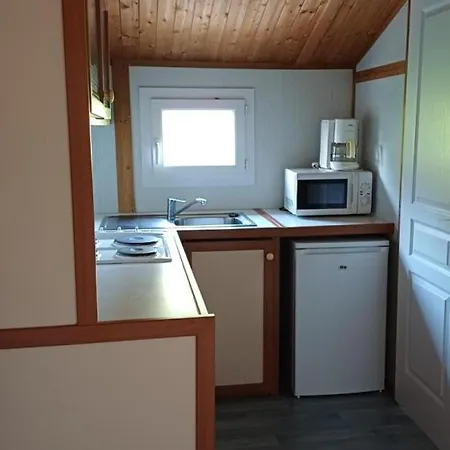 Avec Animaux, Terrasse Et Parking - Fr-1-489-323 Holiday home Echassieres